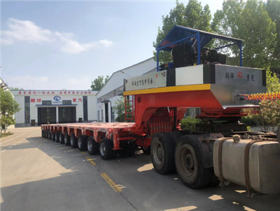 Ремарке с хидравлично повдигане на кормилното управление